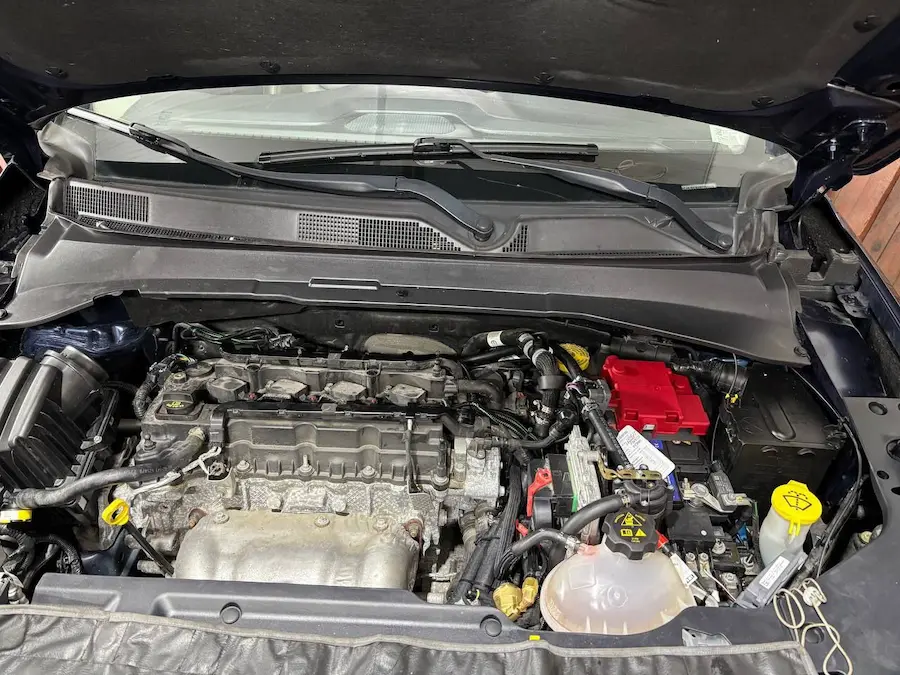 Встановлення ГБО на JEEP COMPASS ПІД КАПОТОМ